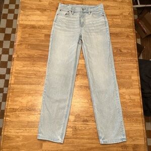 American Eagle Light Wash Straight Leg Jeans